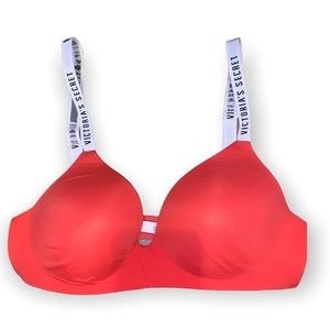 Red Victoria’s Secret bra